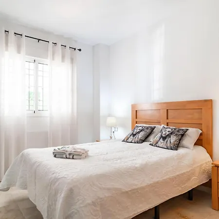 2 Bedroom Stunning In Sabinillas Apartment