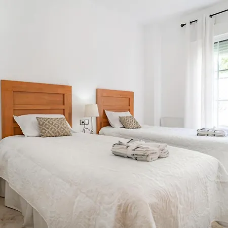 2 Bedroom Stunning In Sabinillas Apartment *